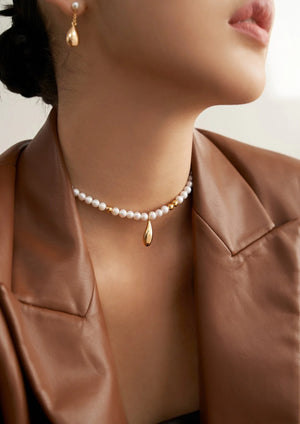 Dainty Raindrop Pearl Beaded Necklace