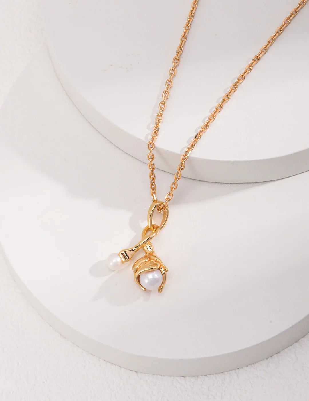 Gold Dipped Pearl Pendant Necklace