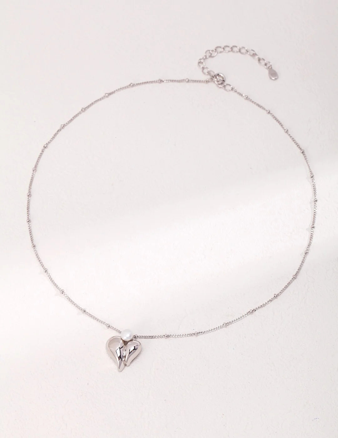 Three Dimensional Heart Pearl Necklace